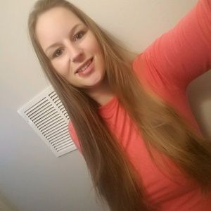 Meet your Posher, Tina